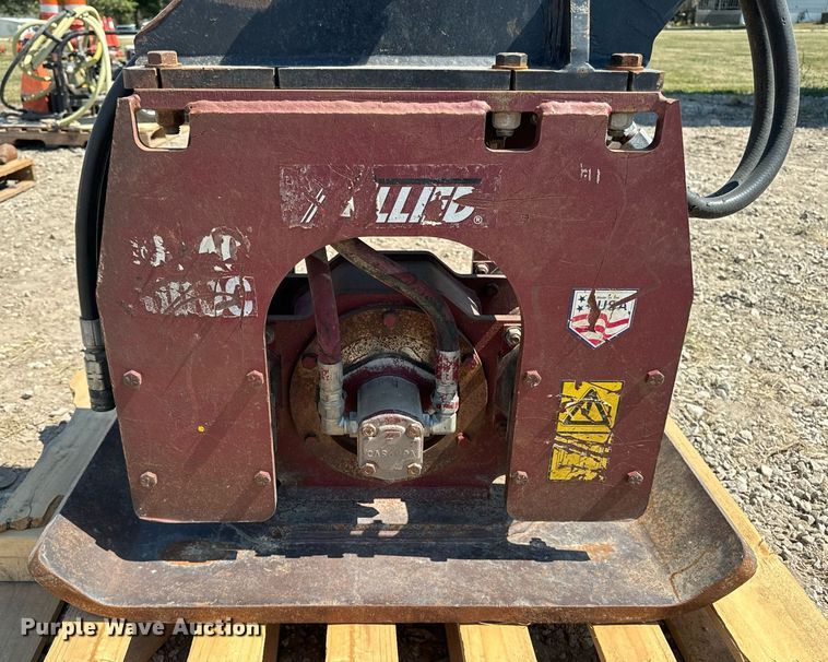 image for item LC9055 2018 HO-PAC 1000C plate compactor