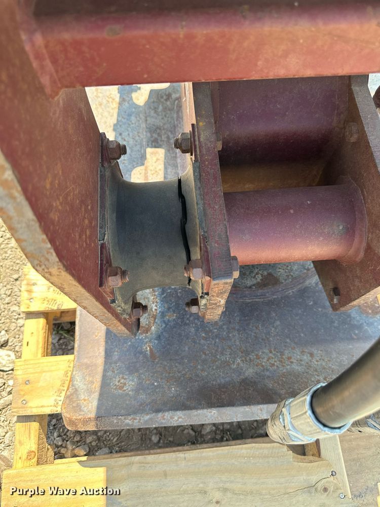 image for item LC9055 2018 HO-PAC 1000C plate compactor