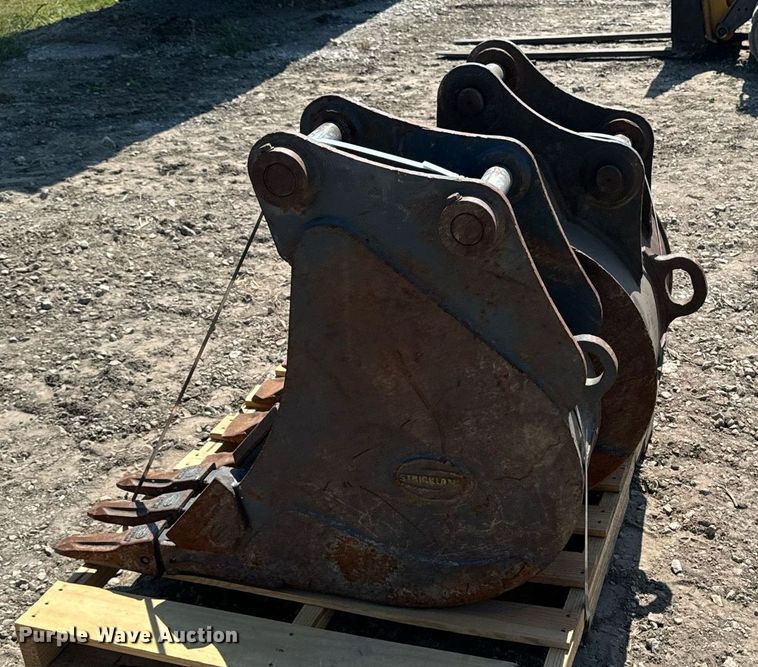 image for item LC9057 (2) backhoe buckets