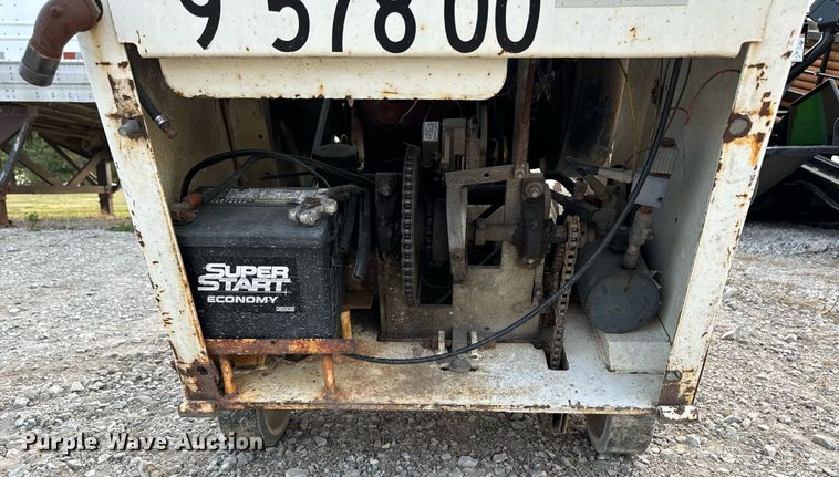 image for item LC9059 Cushion Cut 6500WR18 concrete saw