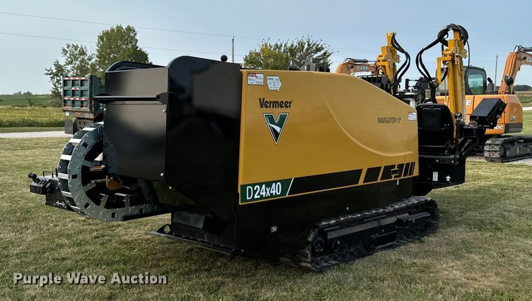 image for item LC9060 2021 Vermeer D24x40 Navigator Series III directional boring unit