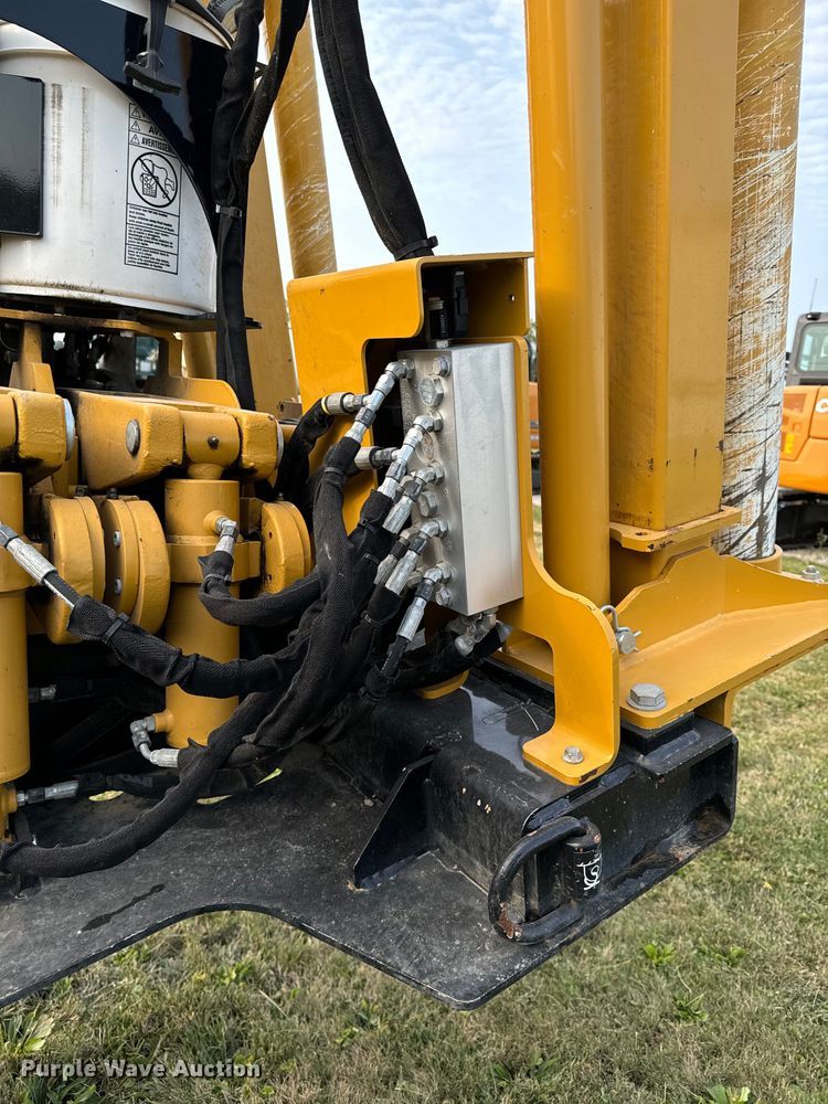 image for item LC9060 2021 Vermeer D24x40 Navigator Series III directional boring unit