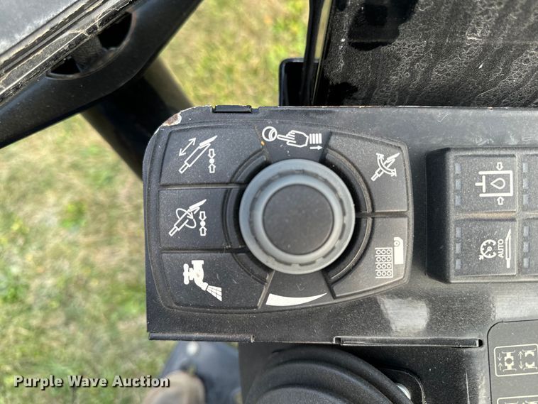 image for item LC9060 2021 Vermeer D24x40 Navigator Series III directional boring unit