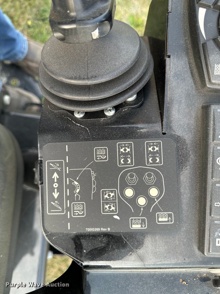 image for item LC9060 2021 Vermeer D24x40 Navigator Series III directional boring unit