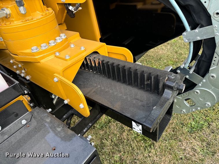 image for item LC9060 2021 Vermeer D24x40 Navigator Series III directional boring unit