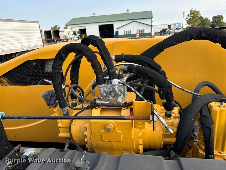 image for item LC9060 2021 Vermeer D24x40 Navigator Series III directional boring unit