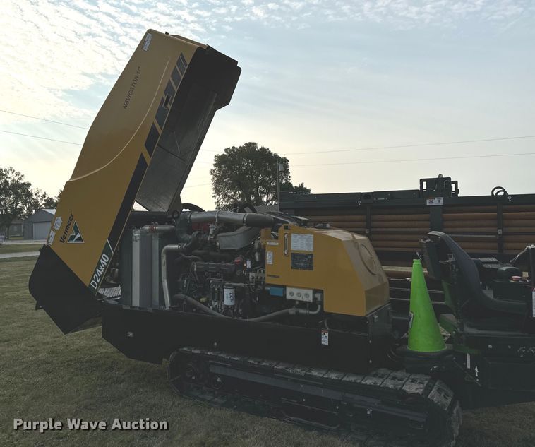 image for item LC9060 2021 Vermeer D24x40 Navigator Series III directional boring unit