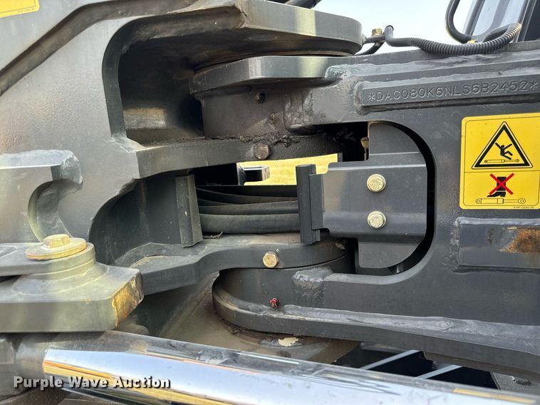 image for item LC9061 2020 Case  CX80C excavator