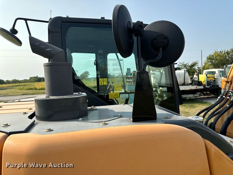 image for item LC9061 2020 Case  CX80C excavator