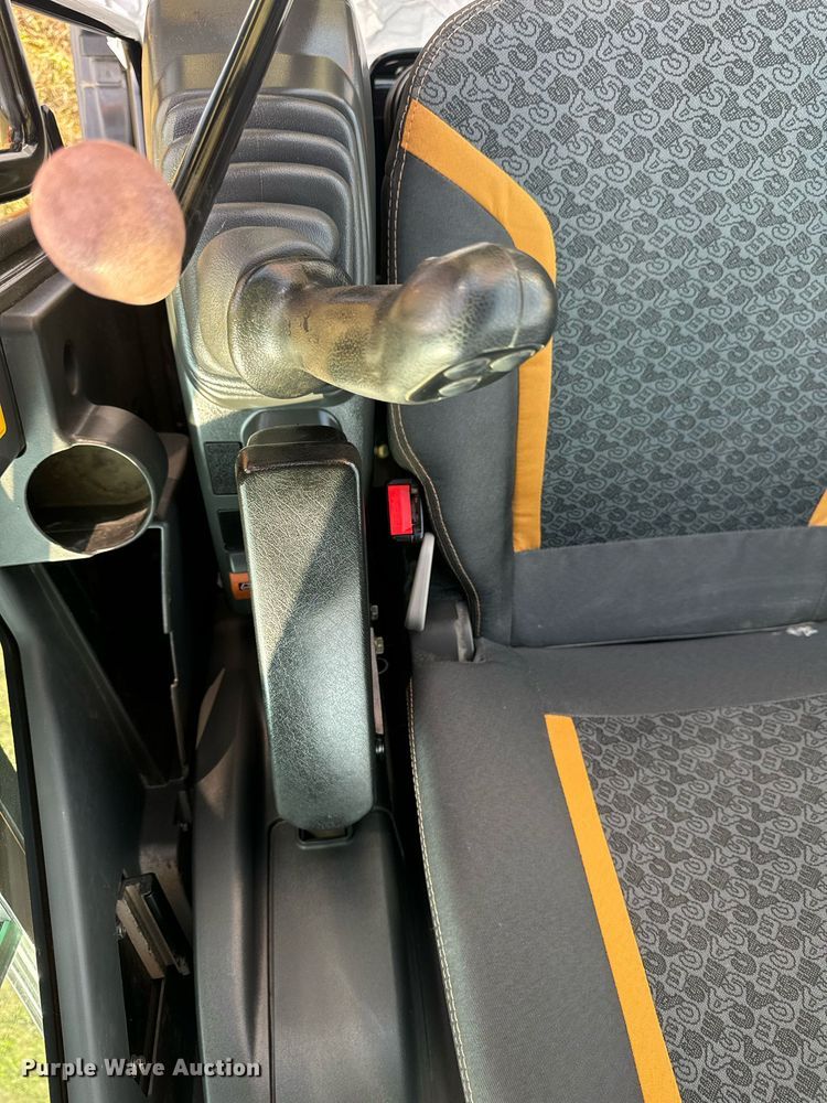 image for item LC9061 2020 Case  CX80C excavator