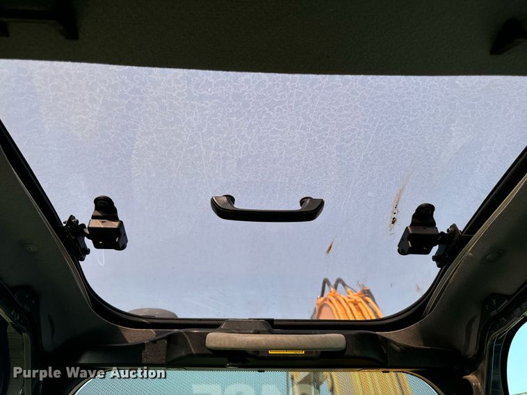 image for item LC9061 2020 Case  CX80C excavator