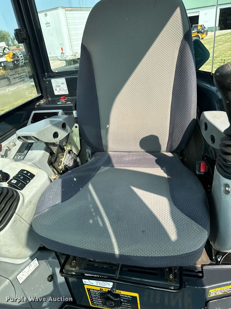 image for item LC9062 2016 John Deere 50G mini excavator