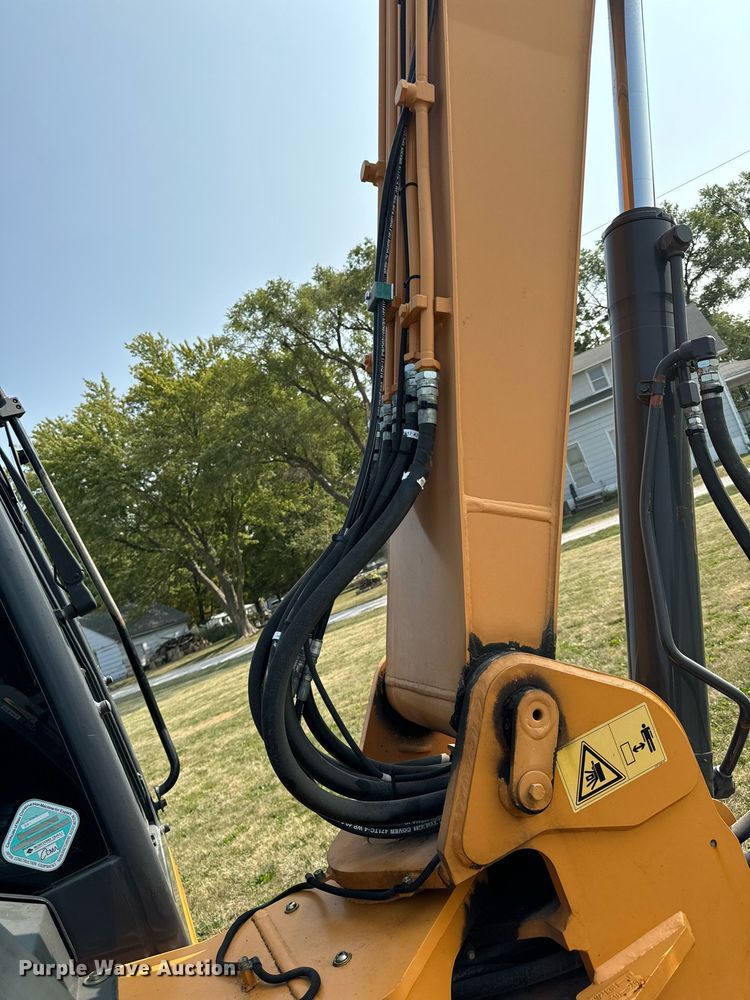 image for item LC9063 2017 Case CX80C mini excavator