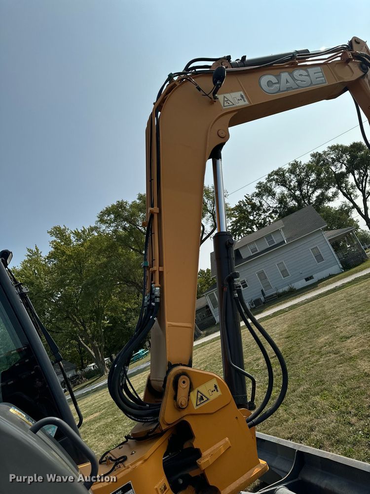 image for item LC9063 2017 Case CX80C mini excavator