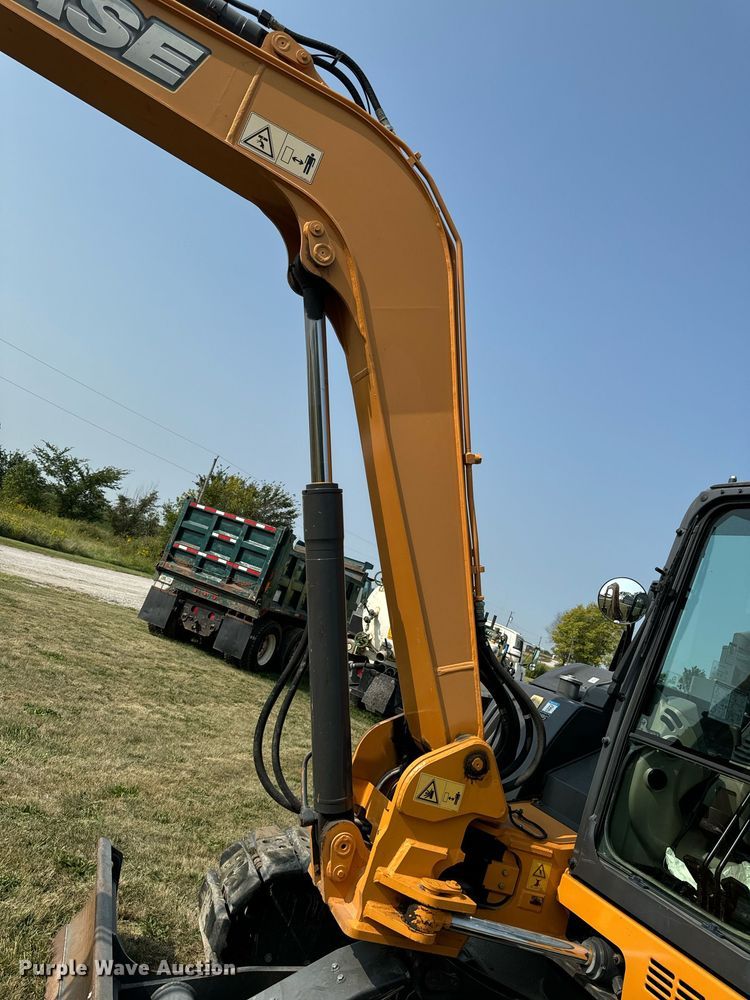 image for item LC9063 2017 Case CX80C mini excavator