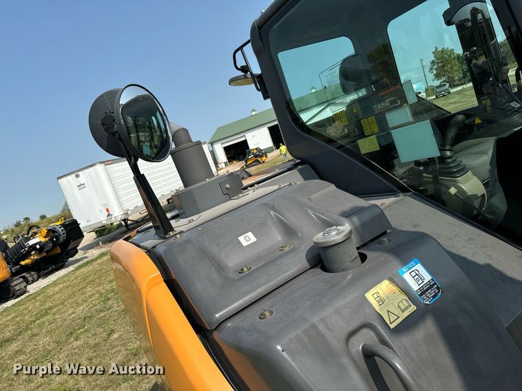 image for item LC9063 2017 Case CX80C mini excavator