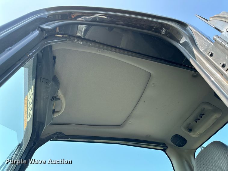 image for item LC9063 2017 Case CX80C mini excavator