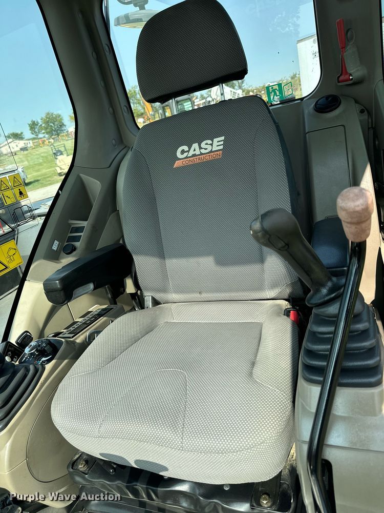 image for item LC9063 2017 Case CX80C mini excavator