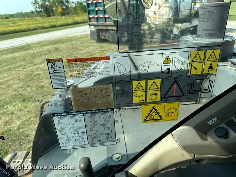 image for item LC9063 2017 Case CX80C mini excavator