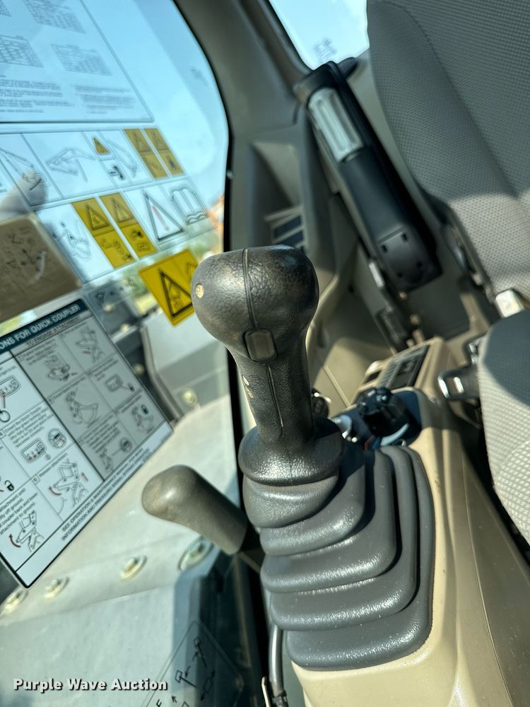 image for item LC9063 2017 Case CX80C mini excavator