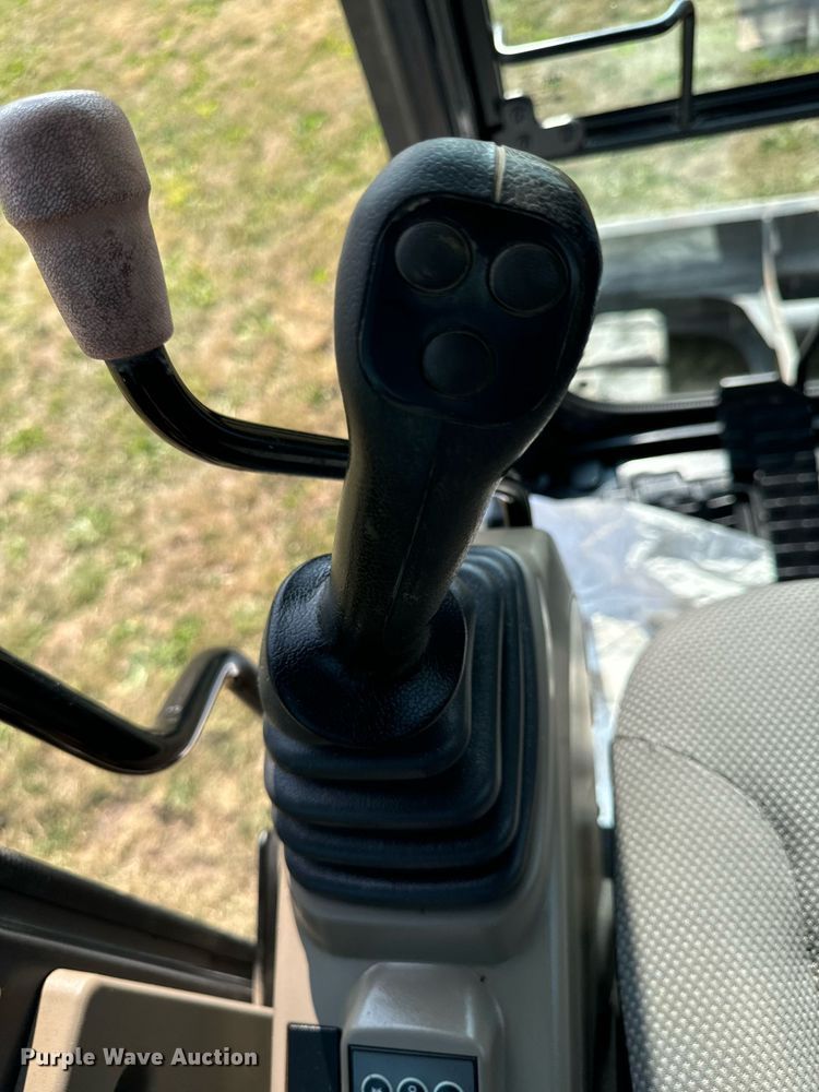 image for item LC9063 2017 Case CX80C mini excavator