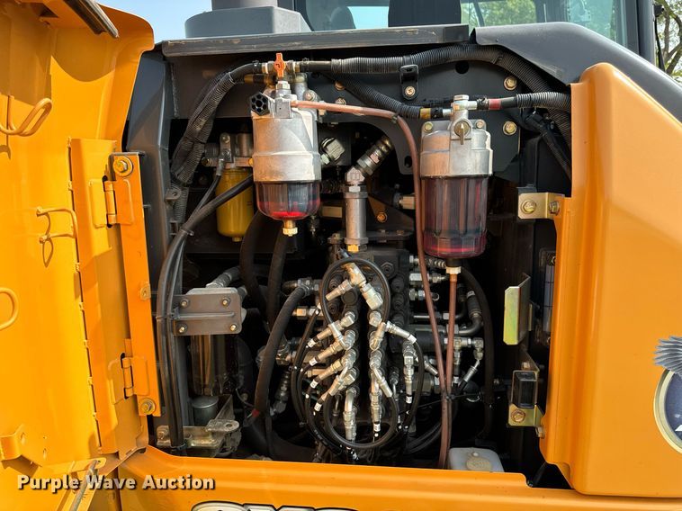 image for item LC9063 2017 Case CX80C mini excavator