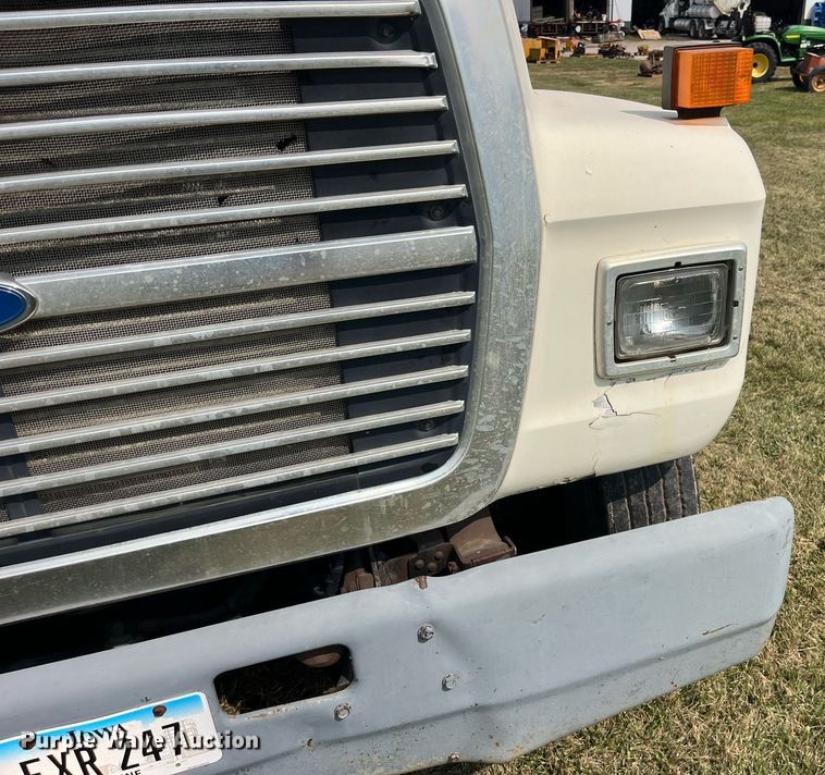 image for item LC9066 1997 Ford LN8000 hydrovac truck