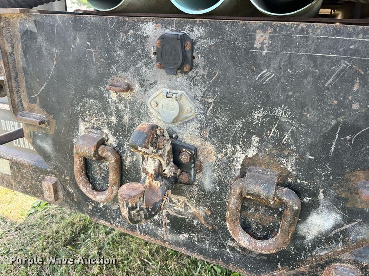 image for item LC9066 1997 Ford LN8000 hydrovac truck