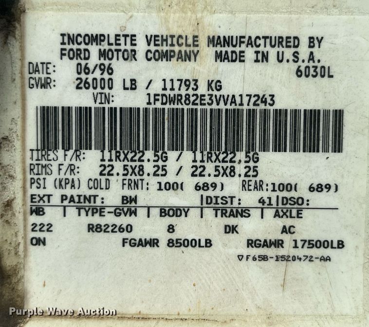 image for item LC9066 1997 Ford LN8000 hydrovac truck