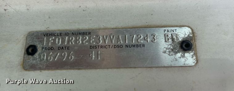 image for item LC9066 1997 Ford LN8000 hydrovac truck