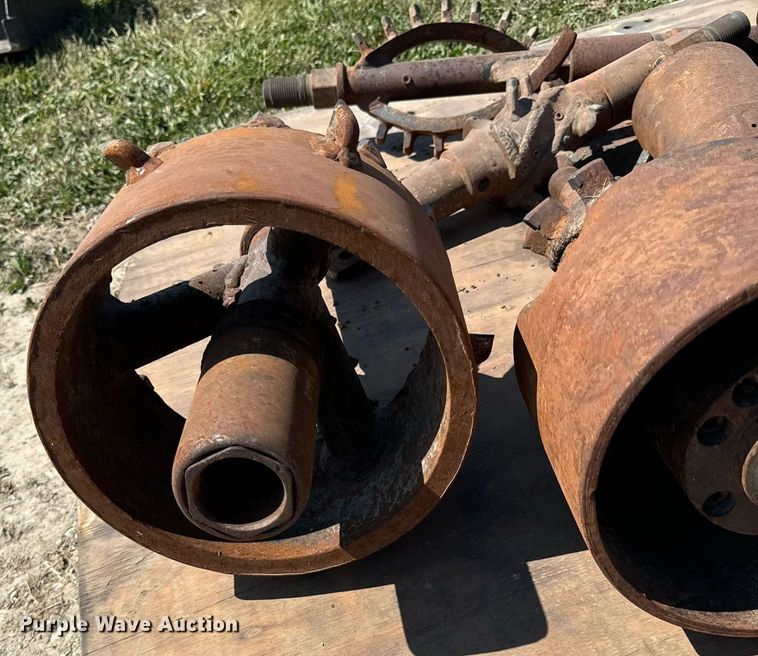 image for item LC9073 Drill bits and reamers