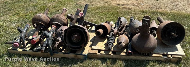 image for item LC9076 Approximately 20 directional drill attachments