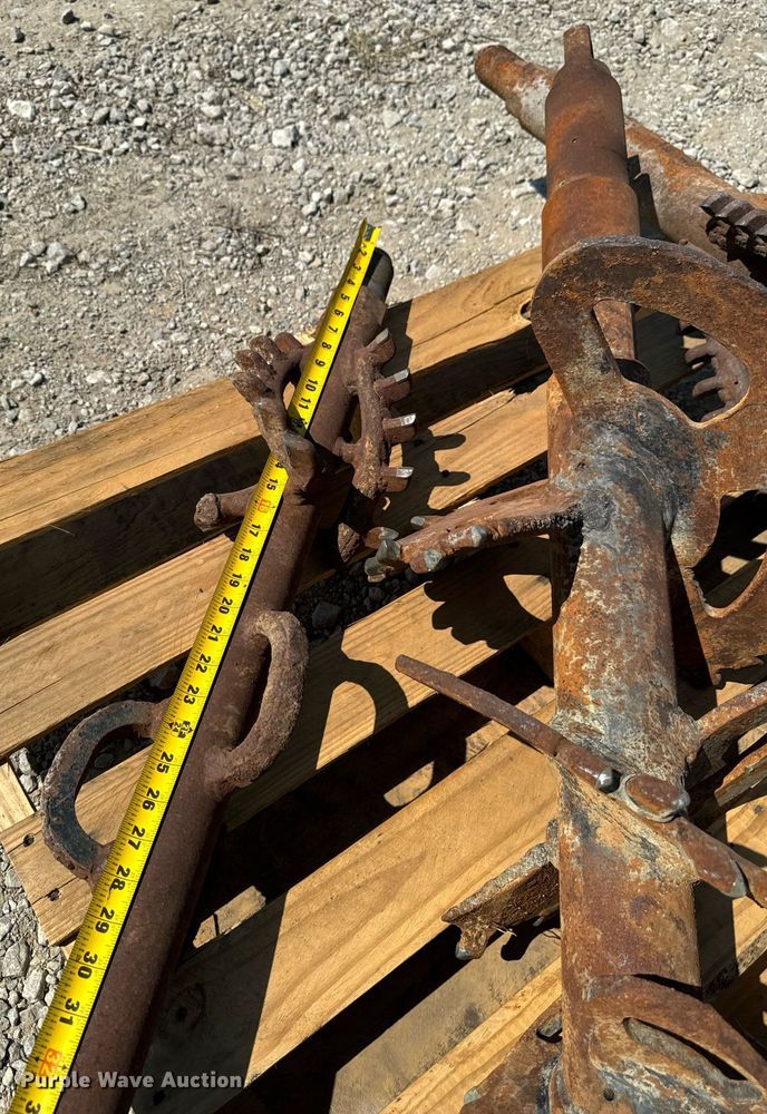 image for item LC9081 (4) reamers 