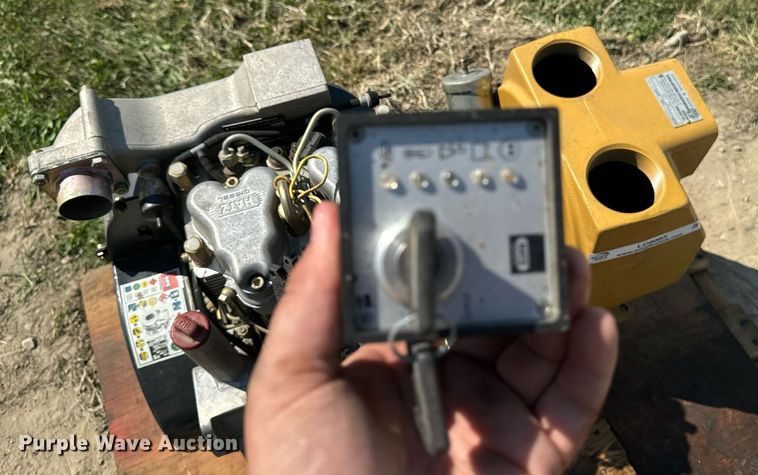 image for item LC9083 Monarch 607706 mud system pump