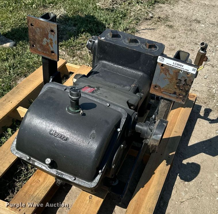 image for item LC9084 Meyers Water pump