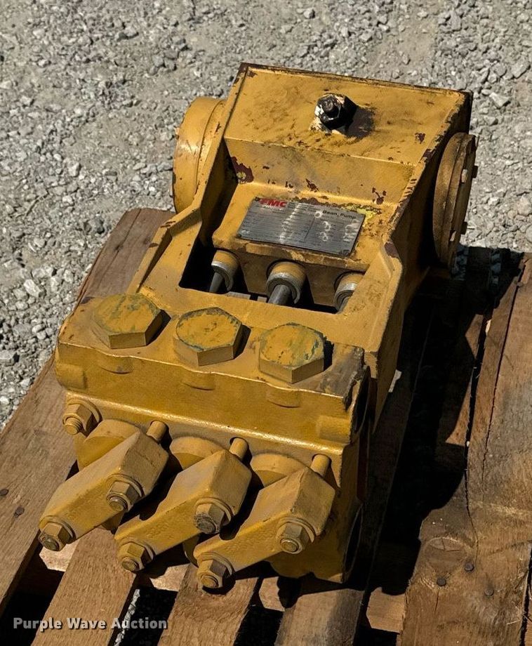 image for item LC9085 FMC M0614DI-HV water pump