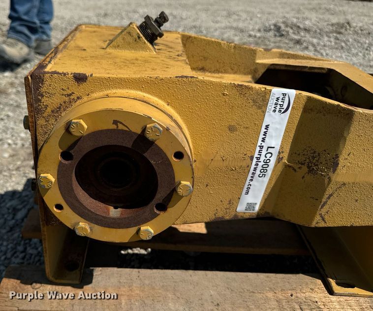 image for item LC9085 FMC M0614DI-HV water pump