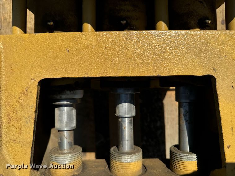 image for item LC9085 FMC M0614DI-HV water pump