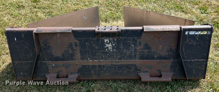 image for item LC9092 skid steer bucket