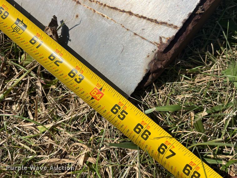 image for item LC9092 skid steer bucket