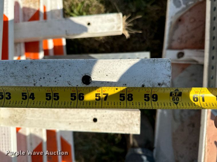 image for item LC9096 Traffic barriers 