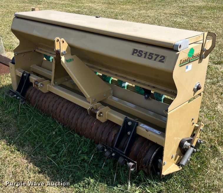 image for item LC9100 Land Pride PS1572 seeder
