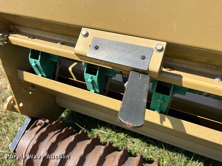 image for item LC9100 Land Pride PS1572 seeder