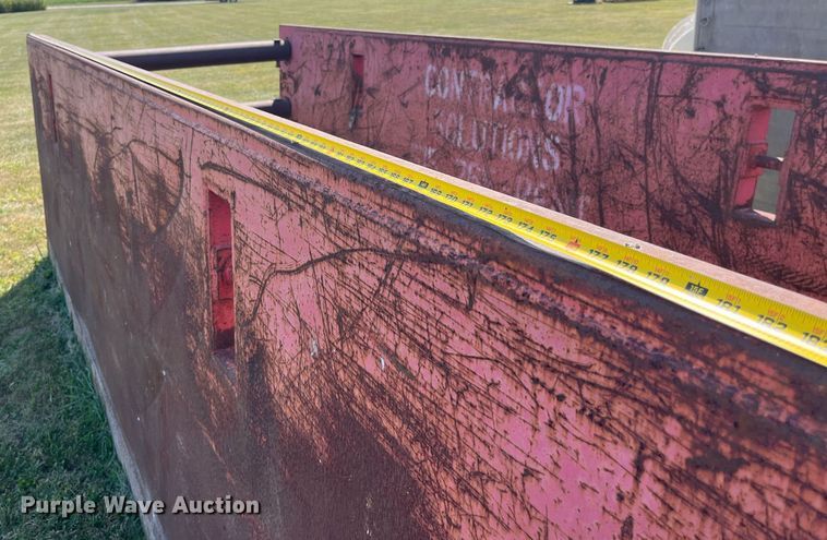 image for item LC9106 Trench box