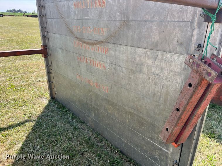 image for item LC9107 Trench box