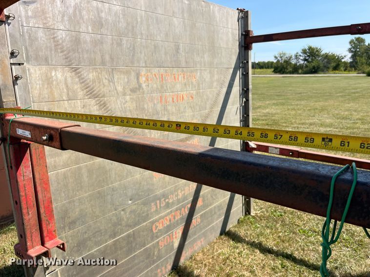 image for item LC9107 Trench box