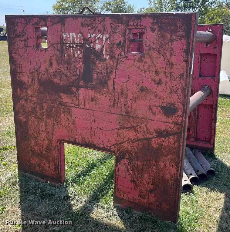 image for item LC9108 Trench box