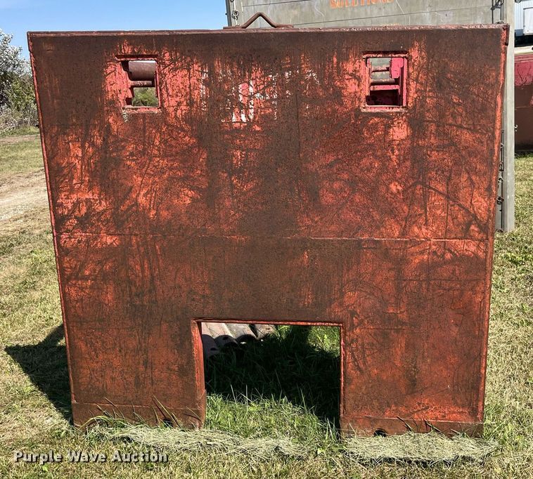 image for item LC9108 Trench box