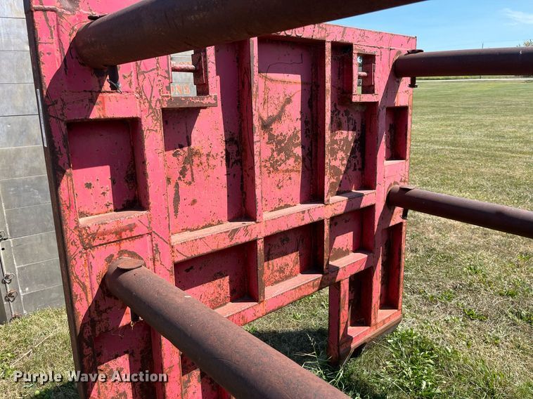 image for item LC9108 Trench box