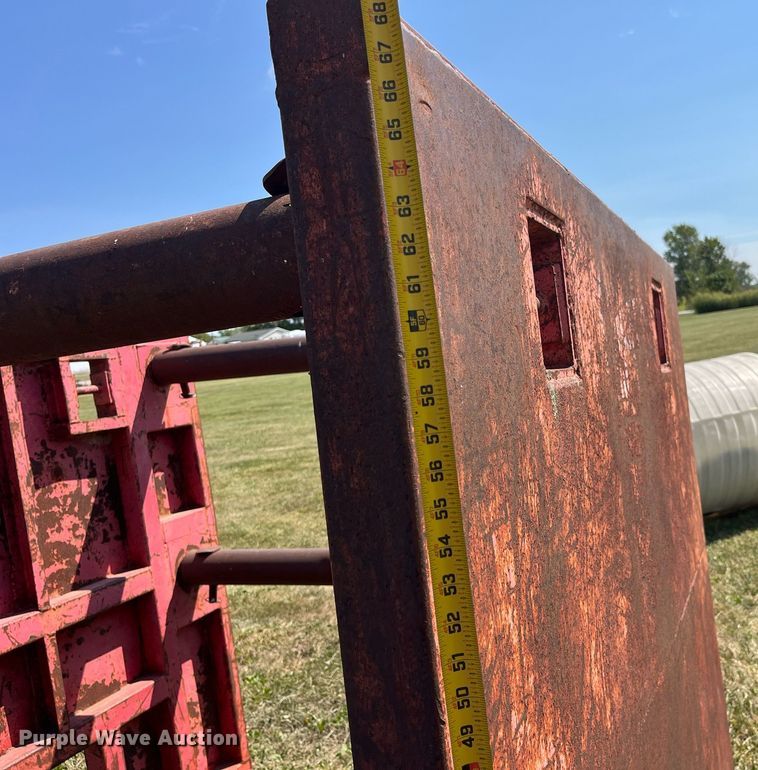 image for item LC9108 Trench box